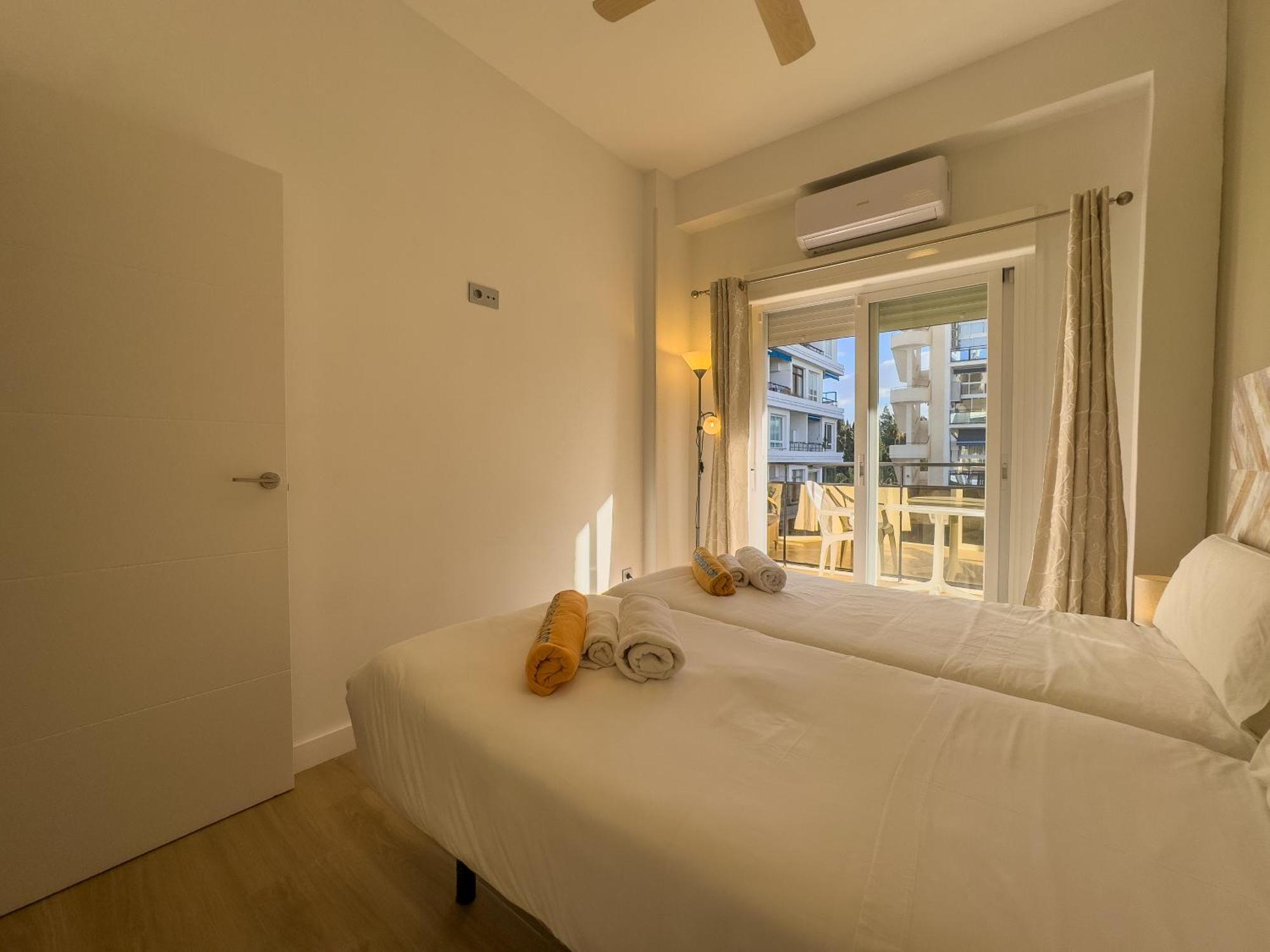 Skol 420C Fantastico 1 Dormitorio Primera Linea De Playa Марбелья Экстерьер фото